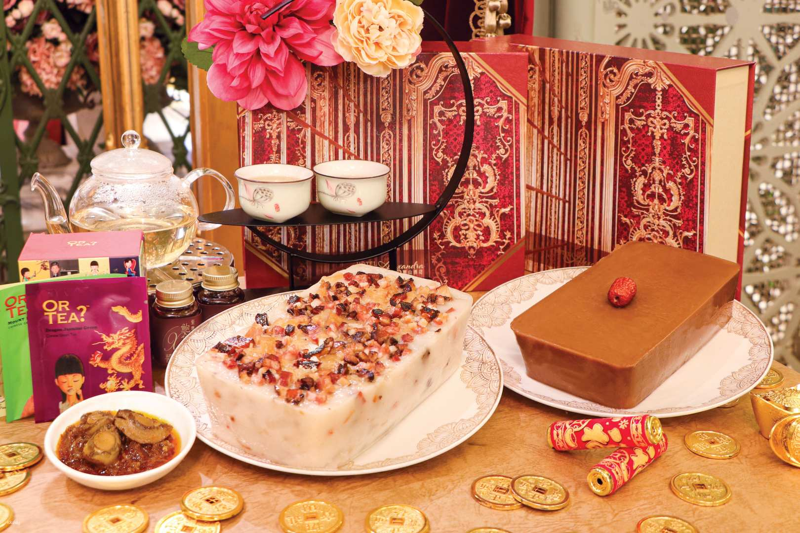 Hotel Alexandra｜Home-made Chinese New Year Pudding｜Japanese Turnip Pudding with Preserved Meat and Conpoy、Taro Pudding with Sakura Shrimp and Conpoy、Coconut Pudding with Ginger and Black Sugar - Photo 1 of 3